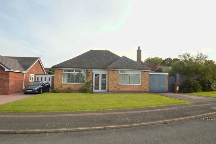 2 Bedroom Detached Bungalow To Rent In Woods Croft, Lichfield, WS13