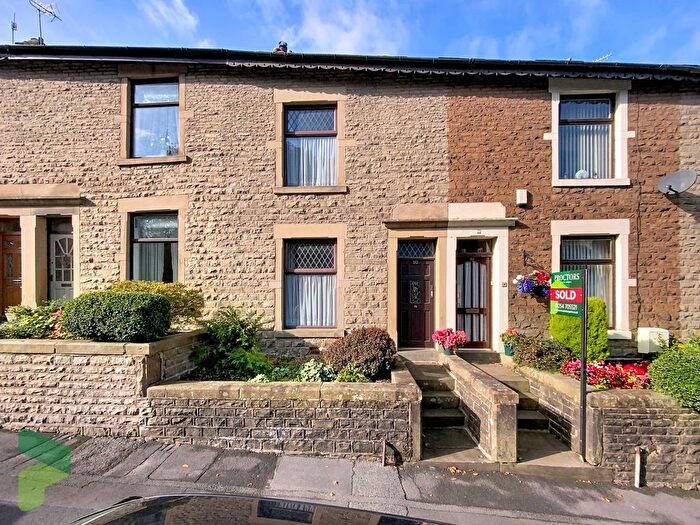 3 Bedroom Terraced House For Sale In Cemetery Road, Darwen, BB3