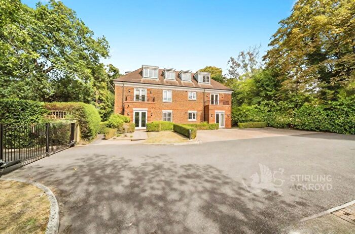 2 Bedroom Apartment For Sale In London Road, Sunningdale, Ascot, Berkshire, SL5