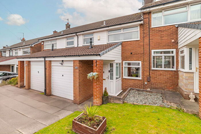 3 Bedroom Terraced House For Sale In Woodstock Close, Heywood, OL10