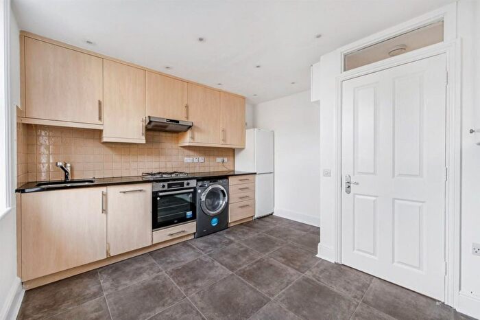 1 Bedroom Flat To Rent In Faraday Road, London, W3