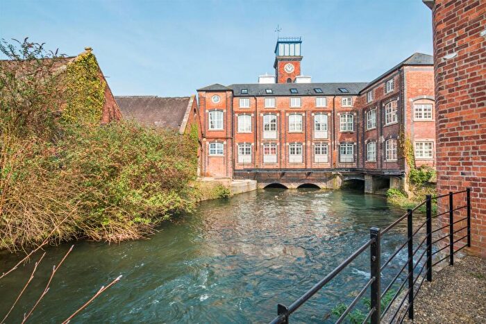 2 Bedroom Apartment To Rent In Redlers Waterside, Dudbridge Road, GL5