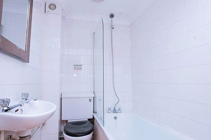 1 Bedroom Detached House To Rent In Camelford Street, Brighton, BN2