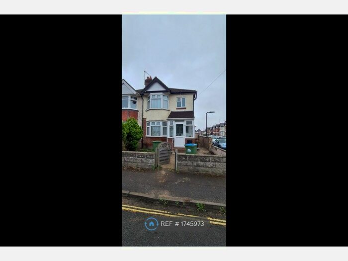 3 Bedroom Semi-Detached House To Rent In Vespasian Road, Southampton, SO18