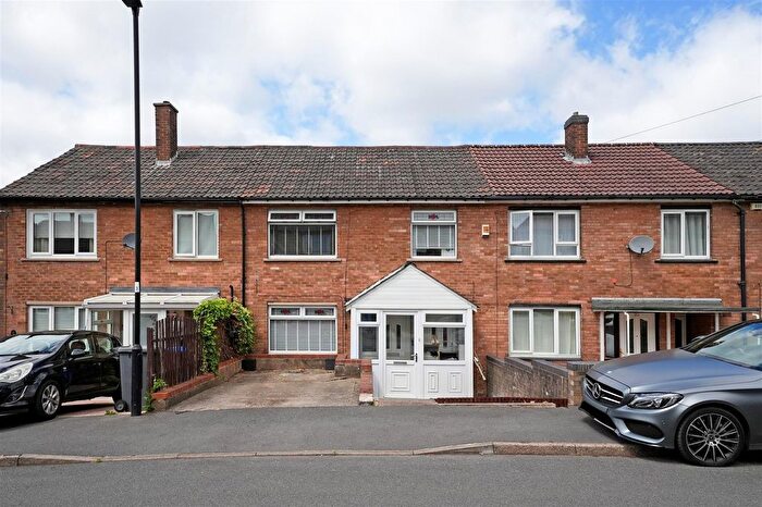 3 Bedroom Terraced House For Sale In Holmhirst Way, Sheffield, S8
