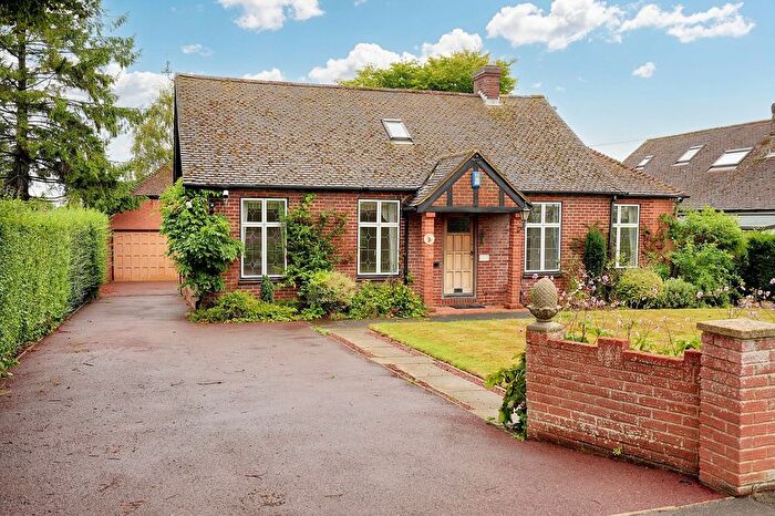 4 Bedroom Detached Bungalow To Rent In Beaver Lodge, Salts Avenue, Loose, Maidstone, ME15