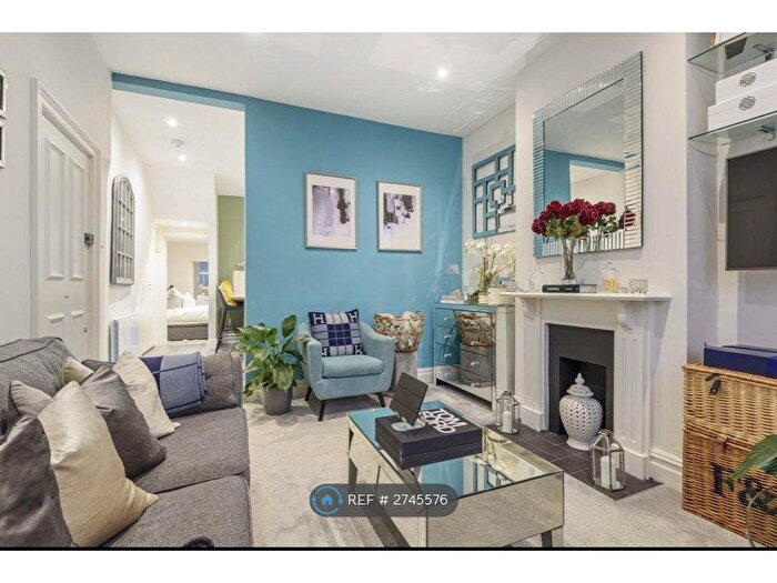 1 Bedroom Flat To Rent In Amity Grove, London, SW20