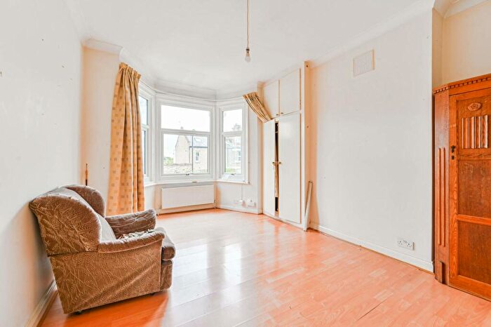 Studio To Rent In Springbank Road, Hither Green, London, SE13