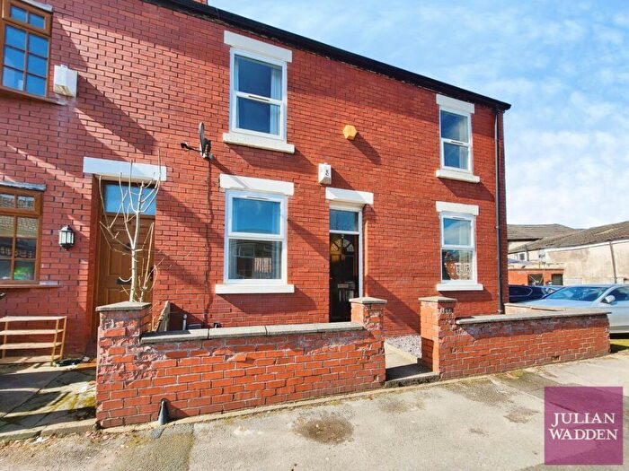 2 Bedroom End Of Terrace House For Sale In Thornley Lane North, Reddish, Stockport, SK5