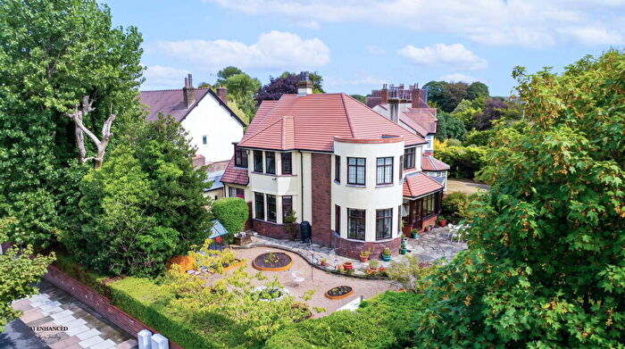 4 Bedroom Detached House For Sale In Hesketh Drive, Southport, PR9