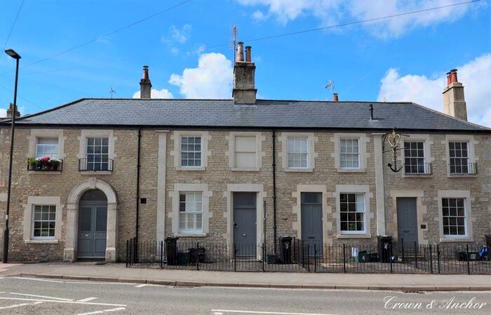 2 Bedroom Flat To Rent In High Street, Weston, Bath, BA1