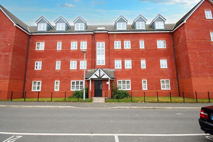 2 Bedroom Flat For Sale In Gas Street, Platt Bridge, Wigan, WN2
