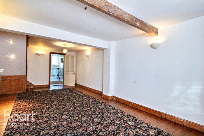 2 Bedroom Terraced House To Rent In Upper Stone Street, Maidstone, ME15