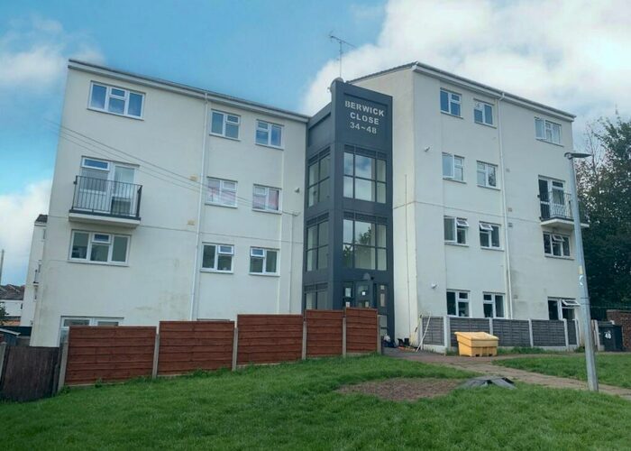 2 Bedroom Apartment To Rent In Berwick Close, Macclesfield., SK10