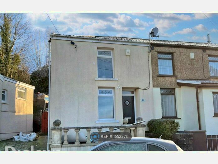 2 Bedroom End Of Terrace House To Rent In Balaclava Road, Dowlais, Merthyr Tydfil, CF48