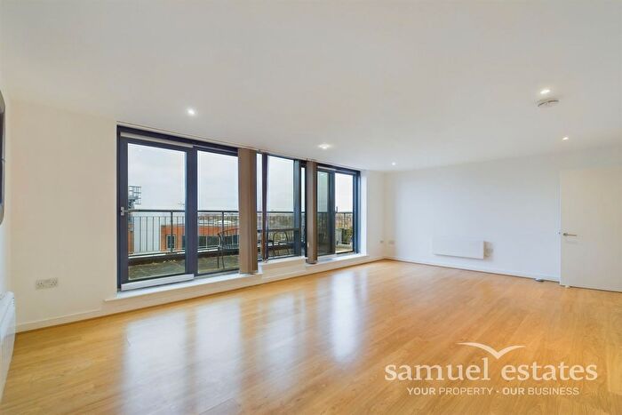 2 Bedroom Flat To Rent In Prospect House, Chapter Way, Colliers Wood, SW19