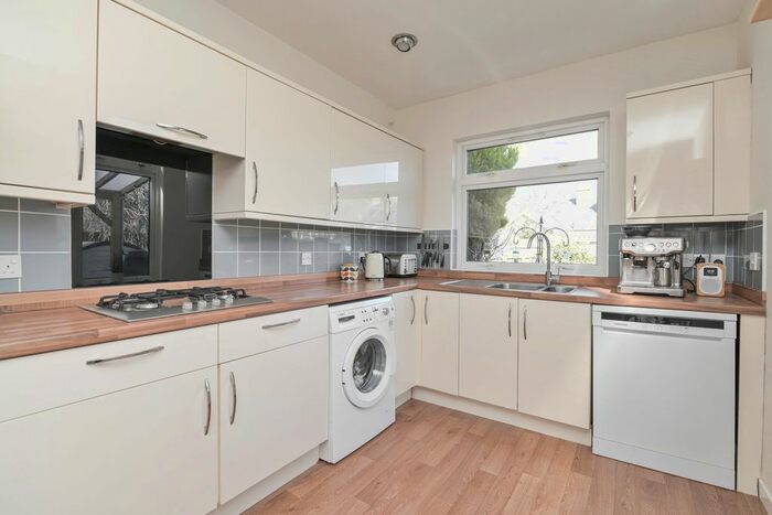 3 Bedroom Semi-Detached Bungalow For Sale In Galadale Drive, Newtongrange, Midlothian, EH22