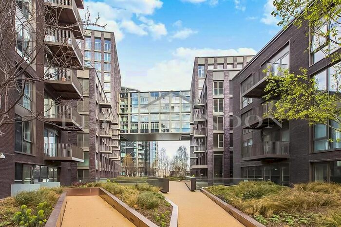 2 Bedroom Flat To Rent In Ambassador Building, Embassy Gardens, Nine Elms, SW8