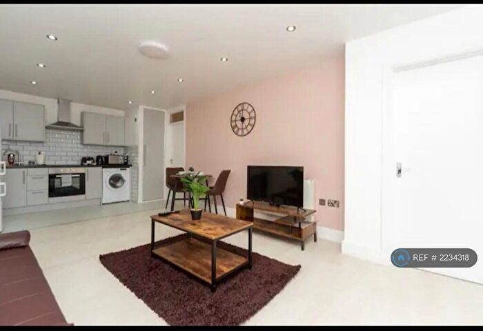 1 Bedroom Flat To Rent In London Rd North, Lowestoft, NR32