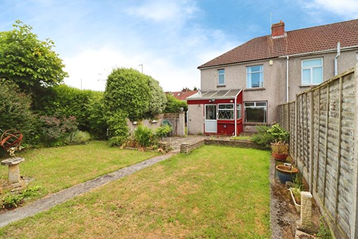 3 Bedroom End Of Terrace House For Sale In Filton Avenue, Horfield, Bristol, Gloucestershire, BS7