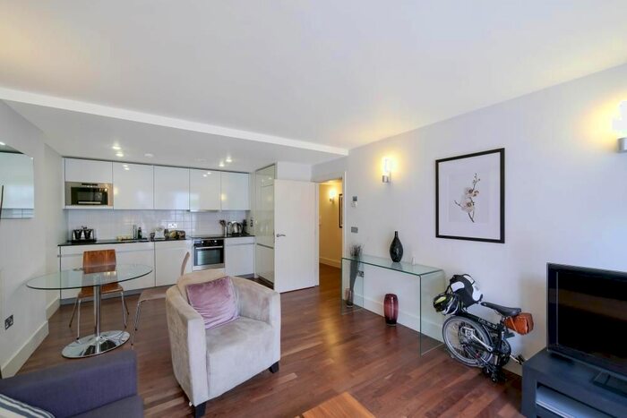 2 Bedroom Flat To Rent In Weymouth Street, London, W1W