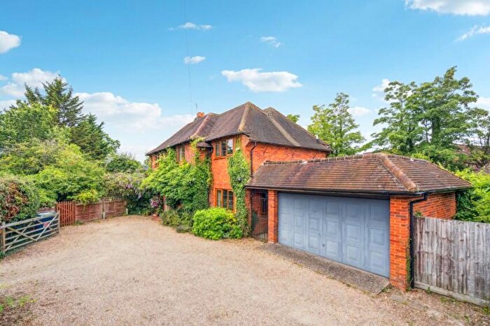 4 Bedroom Detached House For Sale In Nicol Road, Chalfont St Peter, SL9