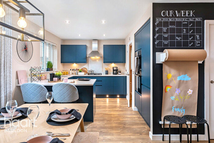 4 Bedroom Detached House For Sale In The Reedmaker, Fobbing, SS17