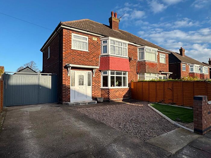 3 Bedroom Semi-Detached House For Sale In Adelphi Drive, Grimsby, DN33