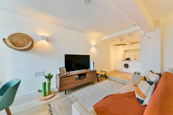 1 Bedroom Apartment To Rent In Shillington Old School, Battersea London, SW11