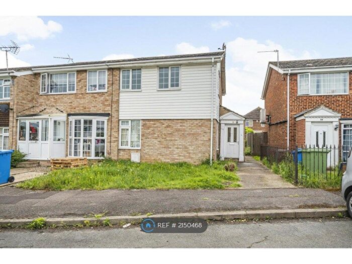 3 Bedroom Semi-Detached House To Rent In Emerald View, Sheppy, ME12