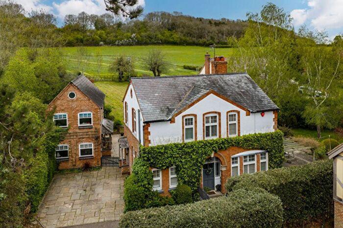 6 Bedroom Detached House For Sale In Ashorne, Warwick, CV35