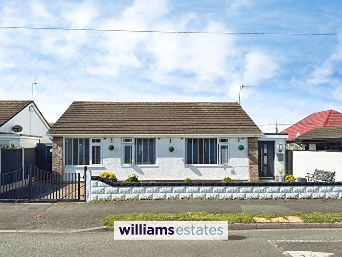 3 Bedroom Detached Bungalow For Sale In Warren Drive, Prestatyn, LL19
