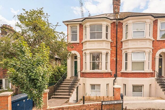 2 Bedroom Flat To Rent In Heathfield Road, Acton, W3