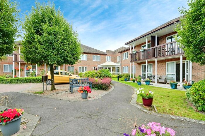 2 Bedroom Apartment For Sale In St Marys Mews, Ferndown, BH22