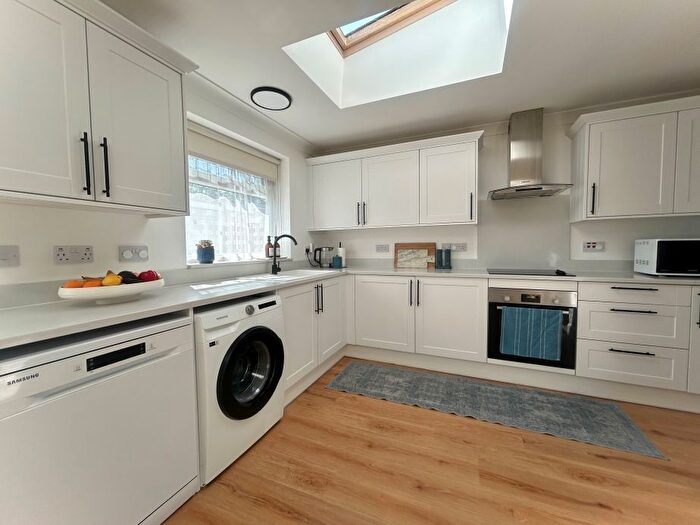 3 Bedroom Property To Rent In St Margarets Avenue, Cheam, SM3