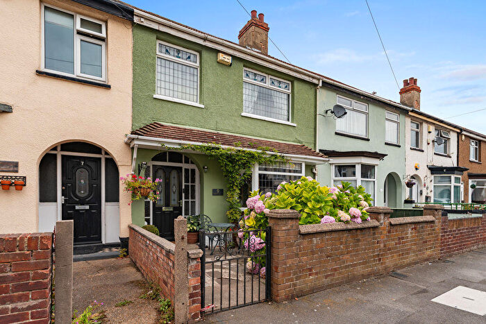 3 Bedroom Terraced House For Sale In Chapman Road, Cleethorpes, DN35