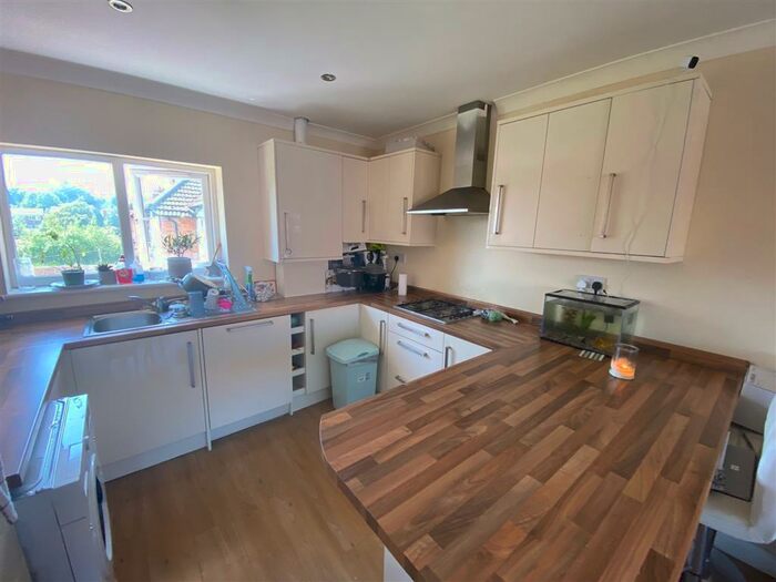 2 Bedroom Apartment To Rent In School Road, Yardley Wood, Birmingham, B14
