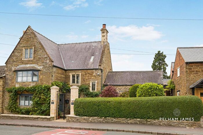 3 Bedroom Semi-Detached House For Sale In Main Road, Barleythorpe, LE15