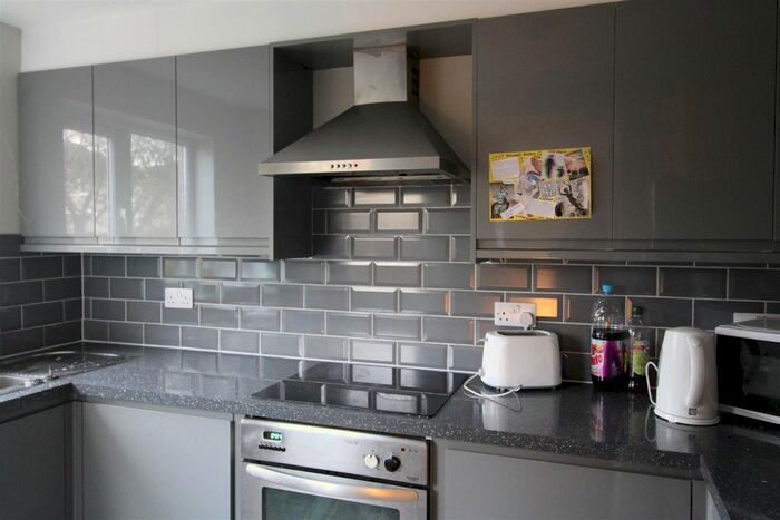 4 Bedroom Property To Rent In Allandale Gardens, Lancaster, LA1