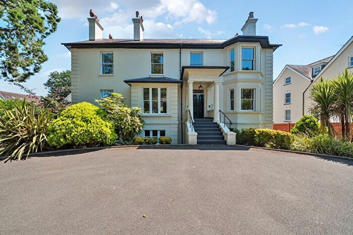 2 Bedroom Flat To Rent In Reigate Hill, Reigate, RH2