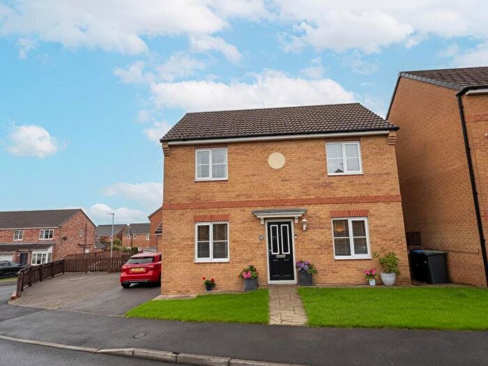 3 Bedroom Detached House For Sale In Cloverhill Court, Stanley, DH9