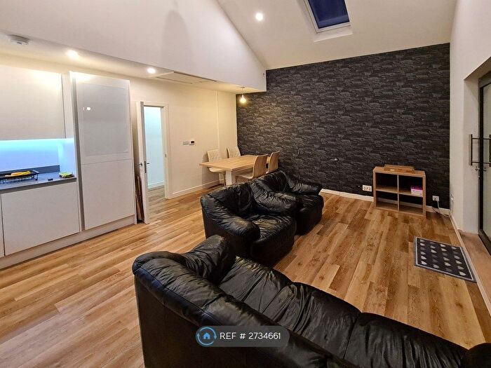 2 Bedroom Flat To Rent In Mill End Road, Cambridge, CB1