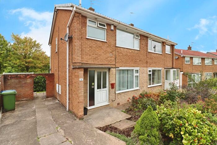 3 Bedroom Semi-Detached House For Sale In Smithfield Avenue, Hasland, Chesterfield, S41