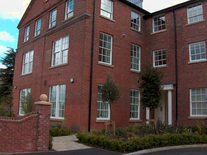 2 Bedroom Flat To Rent In Westholme Close, Congleton, CW12