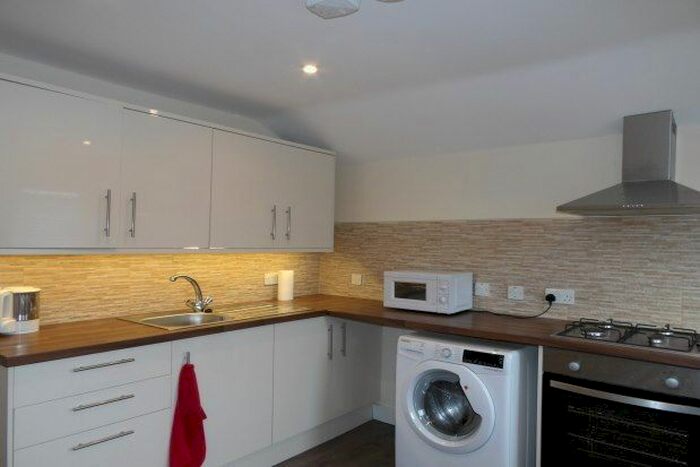 1 Bedroom Flat To Rent In Russell Road, Liverpool, L19