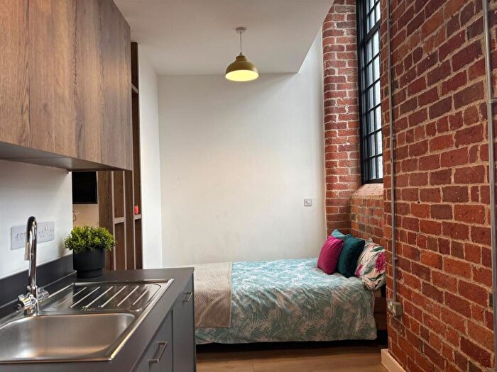 1 Bedroom Private Hall To Rent In Silk Mill, Galgate, LA2