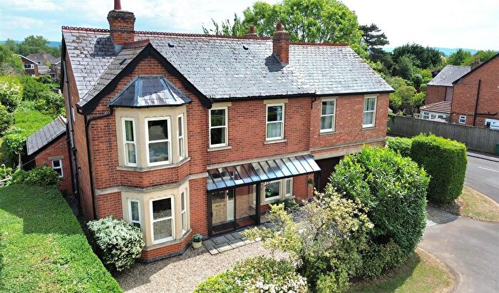 5 Bedroom Detached House For Sale In Oxstalls Lane, Longlevens, Gloucester, GL2