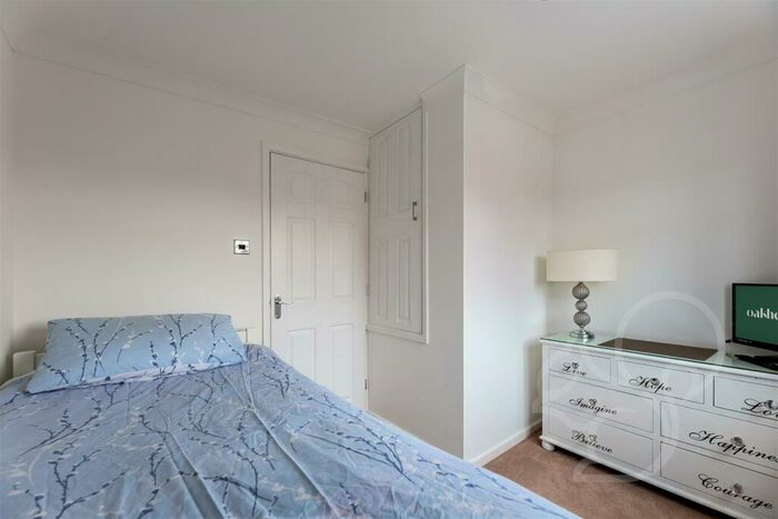4 Bedroom Detached House For Sale In Richmond Road, West Mersea, CO5