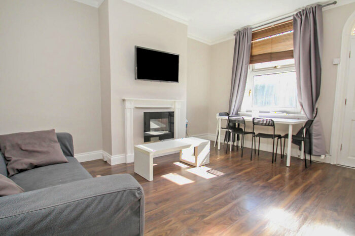 3 Bedroom Terraced House To Rent In Haddon Avenue, Burley, Leeds, LS4