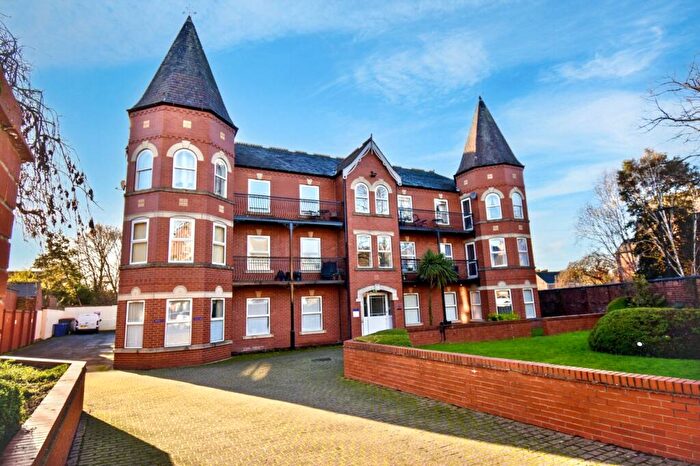 2 Bedroom Flat For Sale In Auckland Road, Doncaster, South Yorkshire, DN2